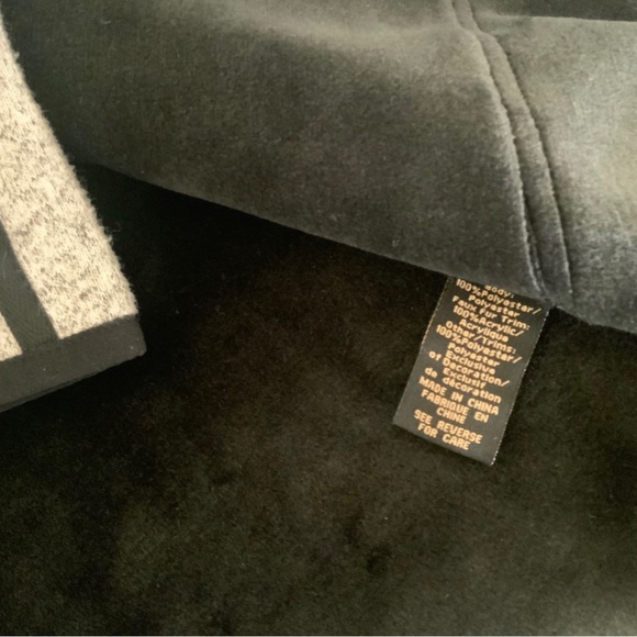 Wooly Bully Wear Vail Gray Black Trim Velvet Fleece Lined Jacket Size Small BNWT - Picture 10 of 11